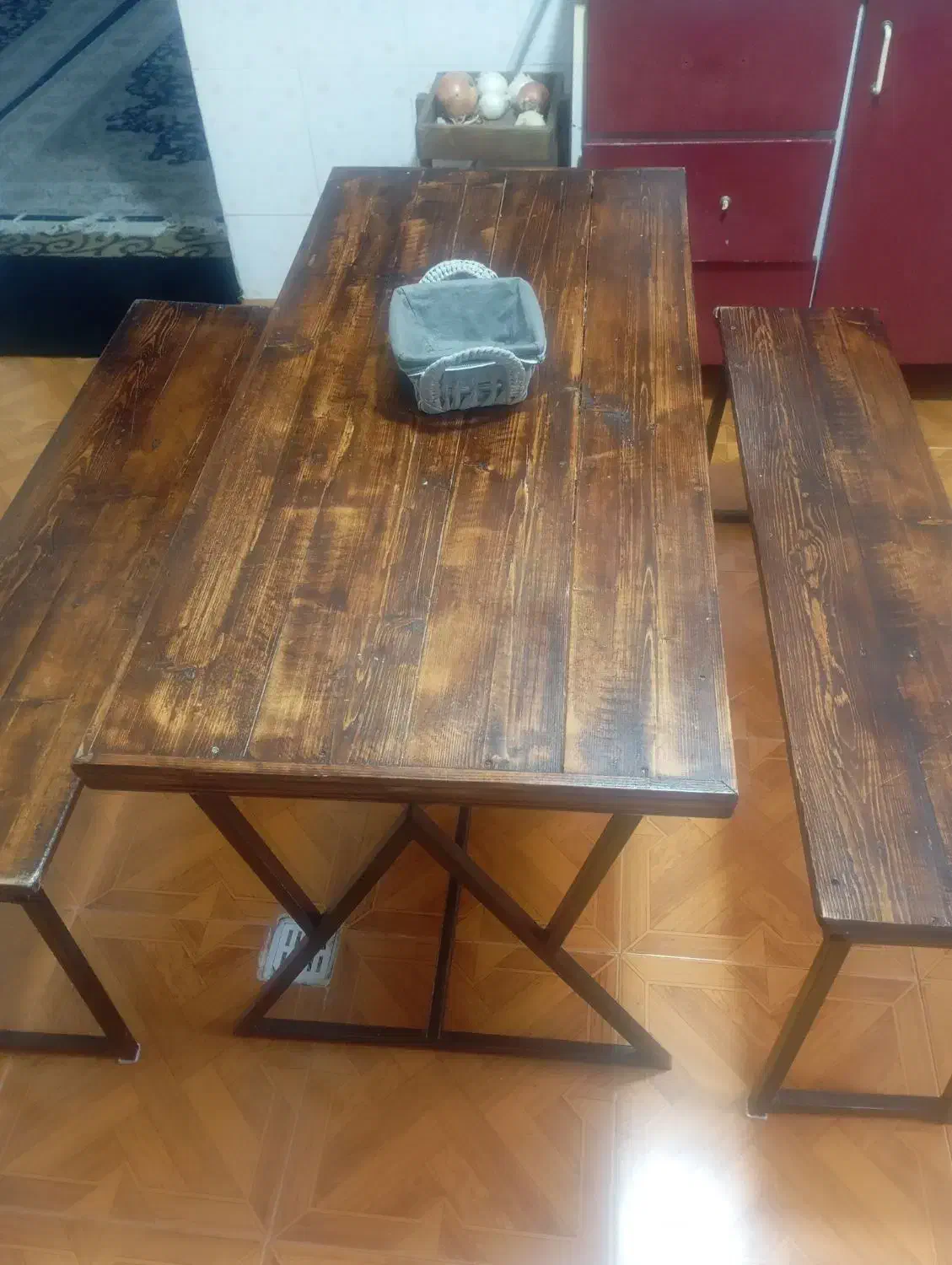 میز نهارخوری|صندلی و نیمکت|کلاردشت, |دیوار