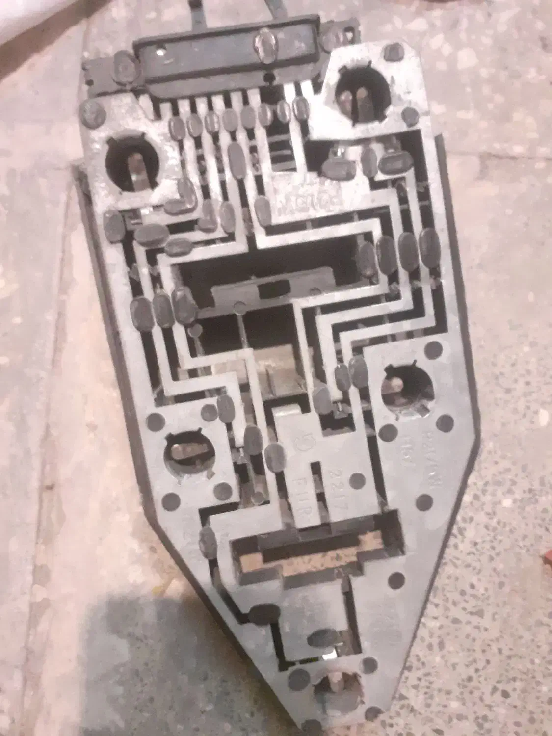 خطر عقب ۴۰۵ ،با جا لامپی خطر..|قطعات یدکی و لوازم جانبی|تربت‌حیدریه, شهید قرنی|دیوار