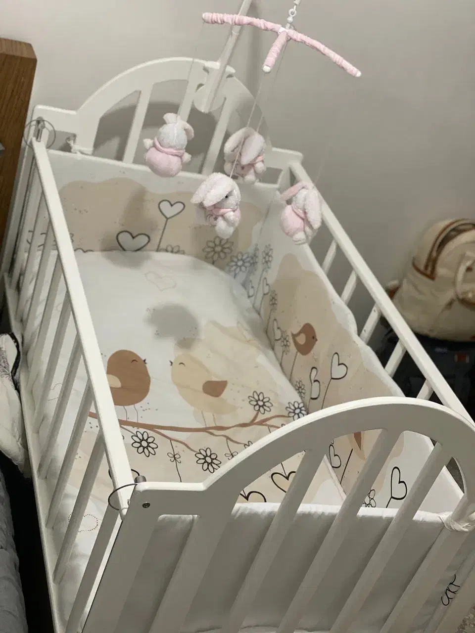 تخت کودک|تخت و صندلی بچه|لاهیجان, گلستان|دیوار