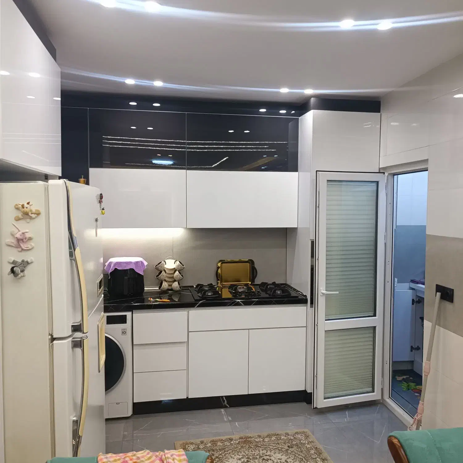 فروش ۱۵۵متر فول اکازیون مطبخ مستر سند نوساز فلسطین|فروش آپارتمان|رشت, فلسطین|دیوار