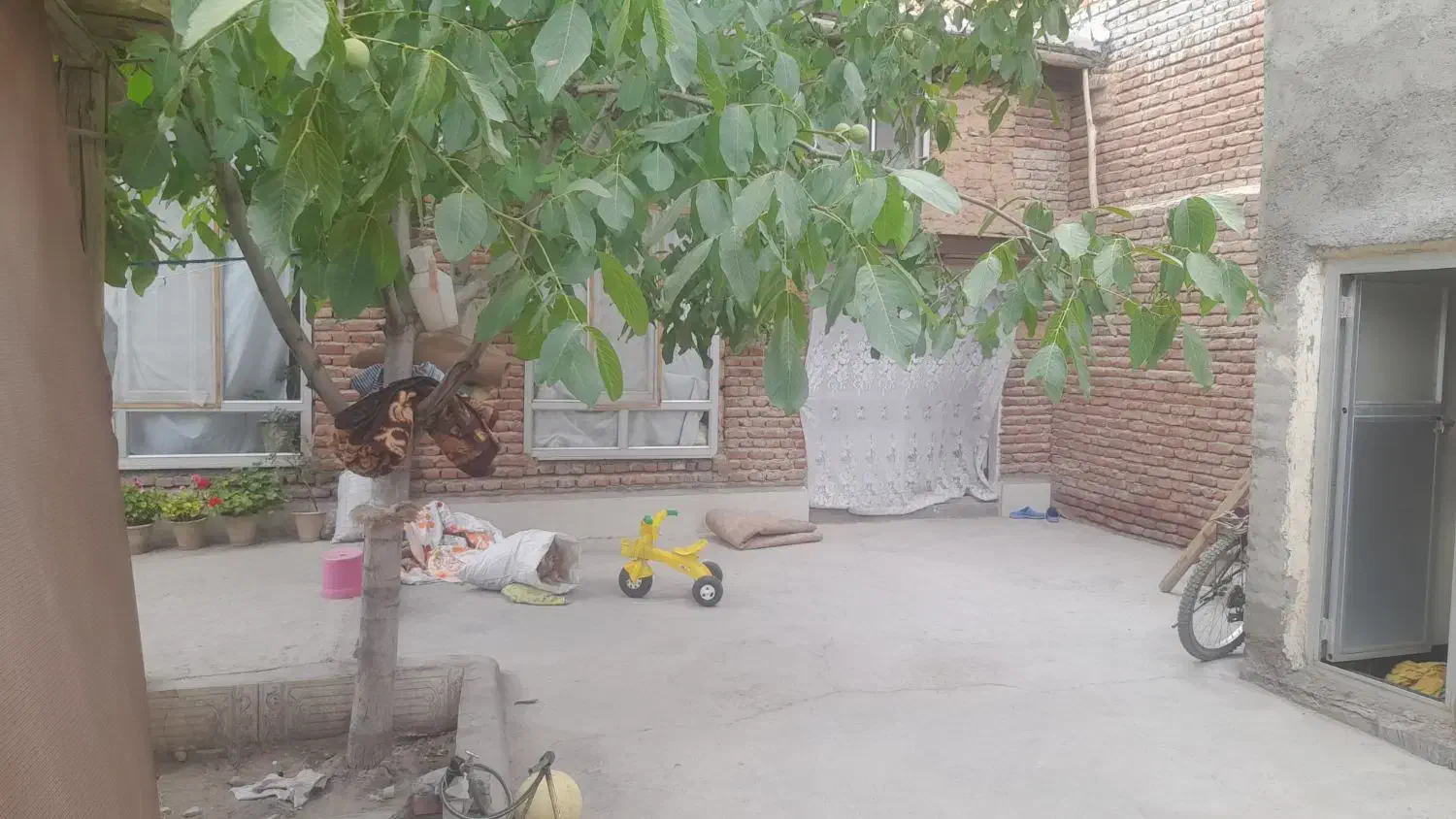 فروش واجاره فوری خانه|اجارهٔ خانه و ویلا|آذرشهر, |دیوار