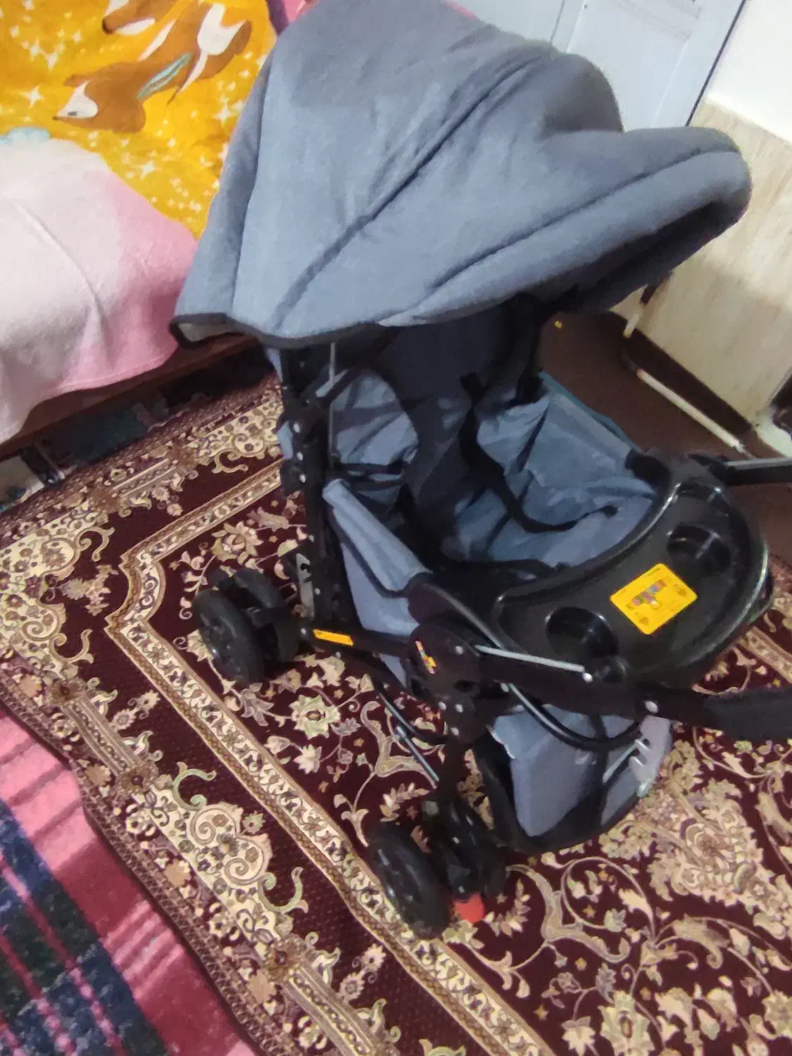 یک عدد کالسکه بچه|کالسکه و لوازم جانبی|تبریز, |دیوار