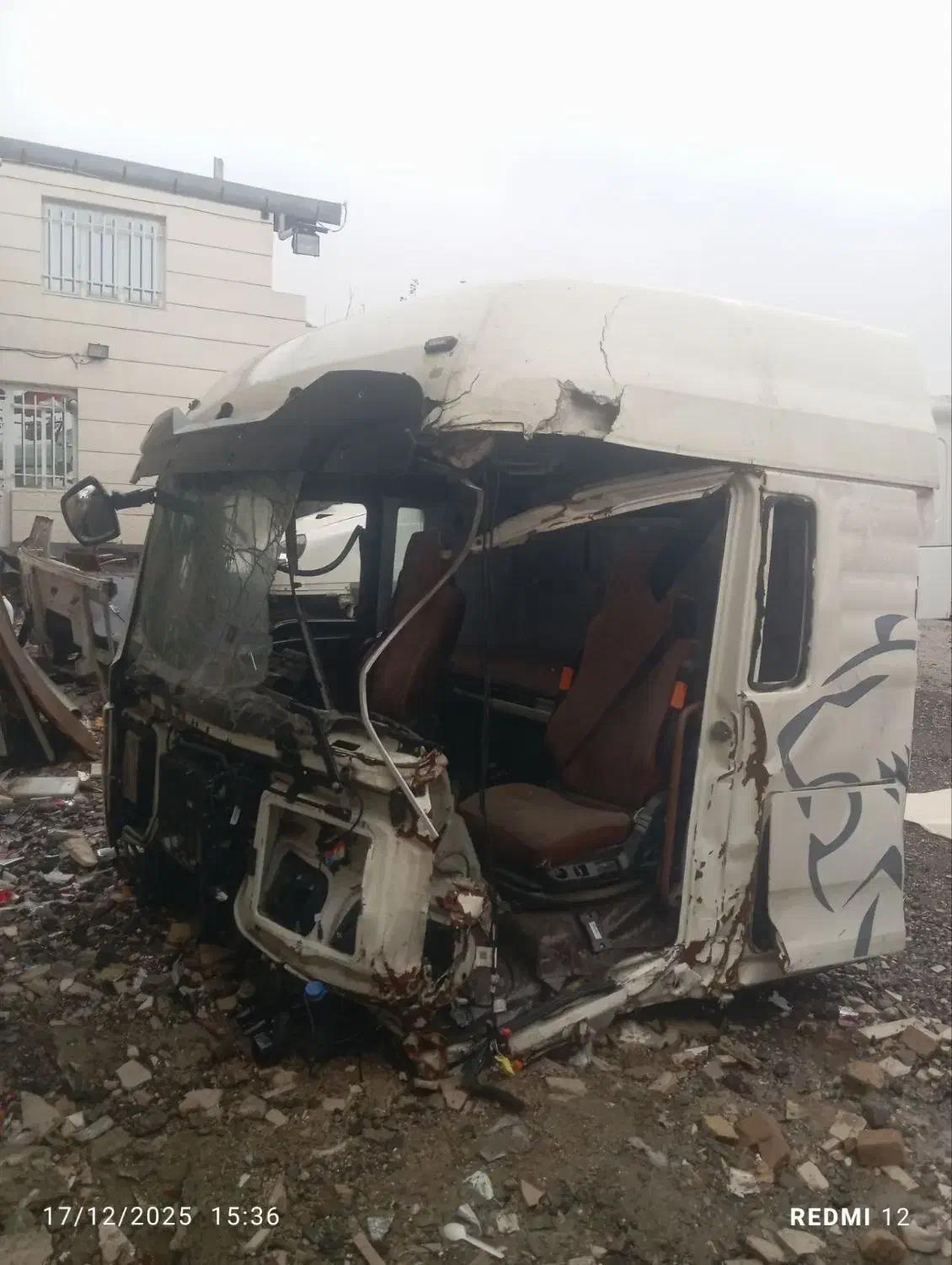 اتاق پیلسان|قطعات یدکی و لوازم جانبی|شیروان (لرستان), |دیوار