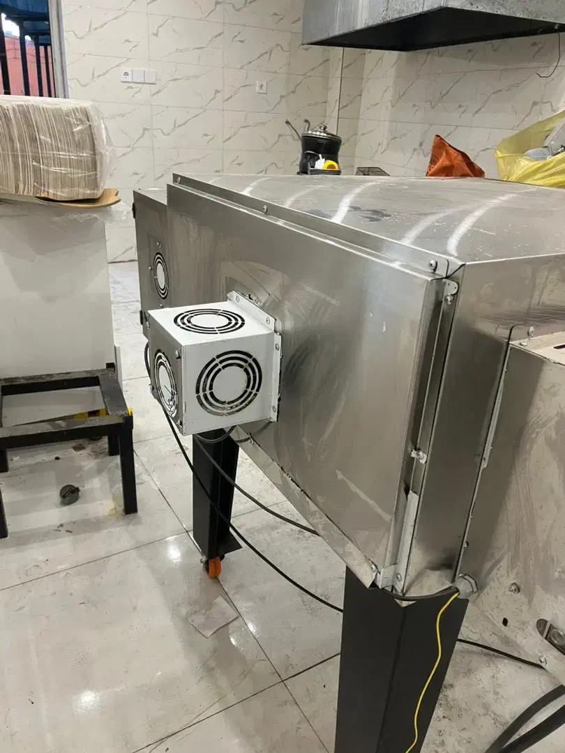 فر ریلی دهنه ۵۰ در حد نو|کافیشاپ و رستوران|قم, زنبیل آباد|دیوار