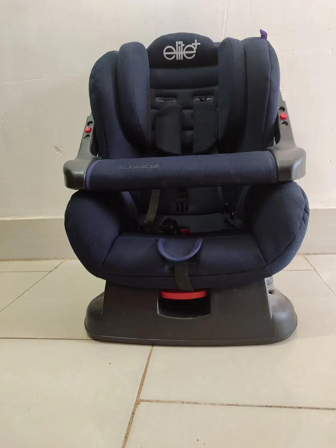 صندلی ماشین|تخت و صندلی بچه|شهرضا, |دیوار