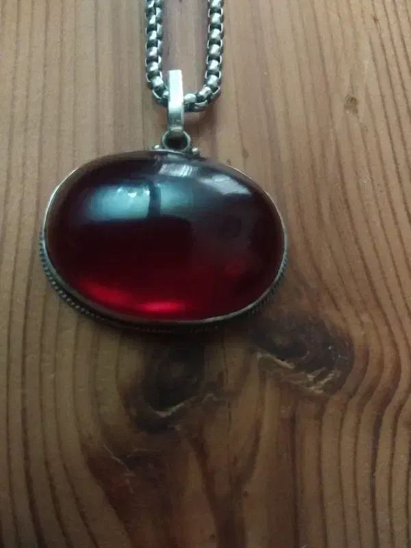 یاقوت اصل|کلکسیون اشیاء عتیقه|اراک, |دیوار