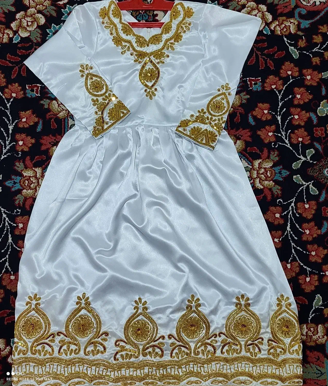 لباس بندری|لباس|بندرعباس, |دیوار