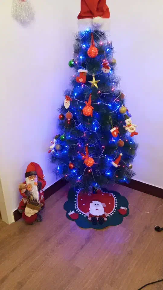 درخت کریسمس|صنایع دستی و سایر لوازم تزئینی|تهران, تهرانسر مرکزی|دیوار