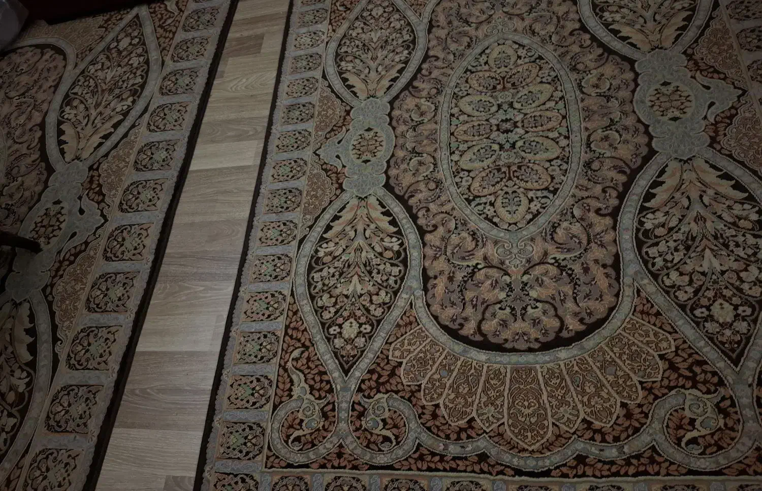 فرش|فرش|تهران, خواجه نصیر طوسی|دیوار