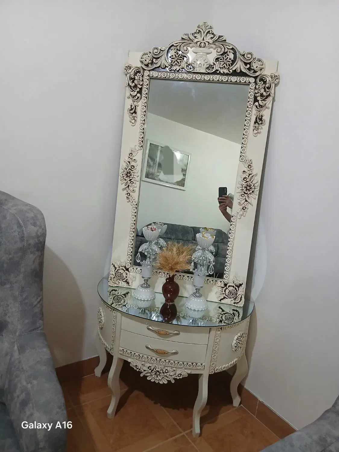 آینه وشمعدان|بوفه، ویترین، کنسول|رشت, استقامت ۲|دیوار