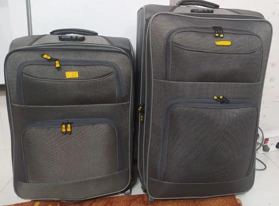 چمدان|کیف، کفش، کمربند|مشهد, رسالت|دیوار