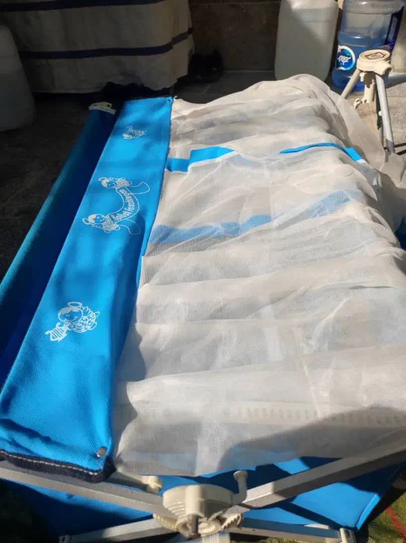 گهواره|تخت و صندلی بچه|زارچ, |دیوار