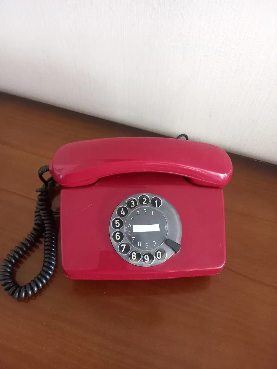 تلفن رو میزی و بیسیم|تلفن رومیزی|اراک, |دیوار