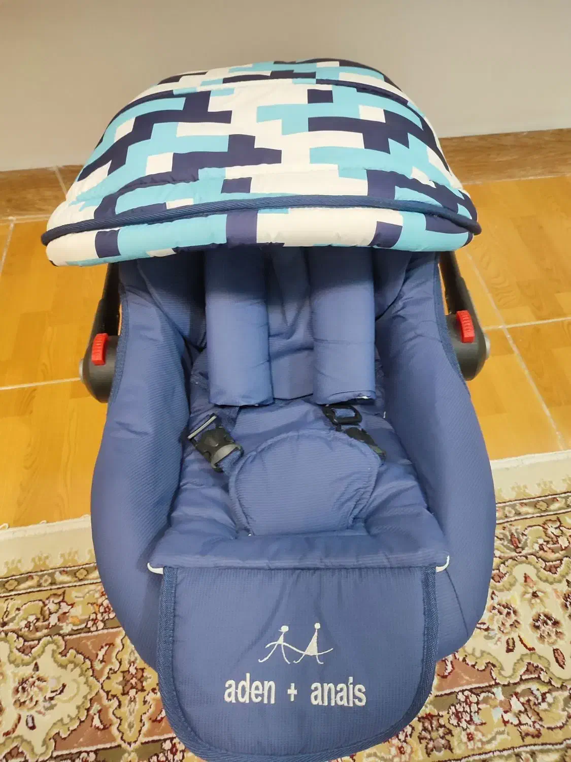 کریر کودک کاملا سالم |کالسکه و لوازم جانبی|رشت, هلال احمر|دیوار