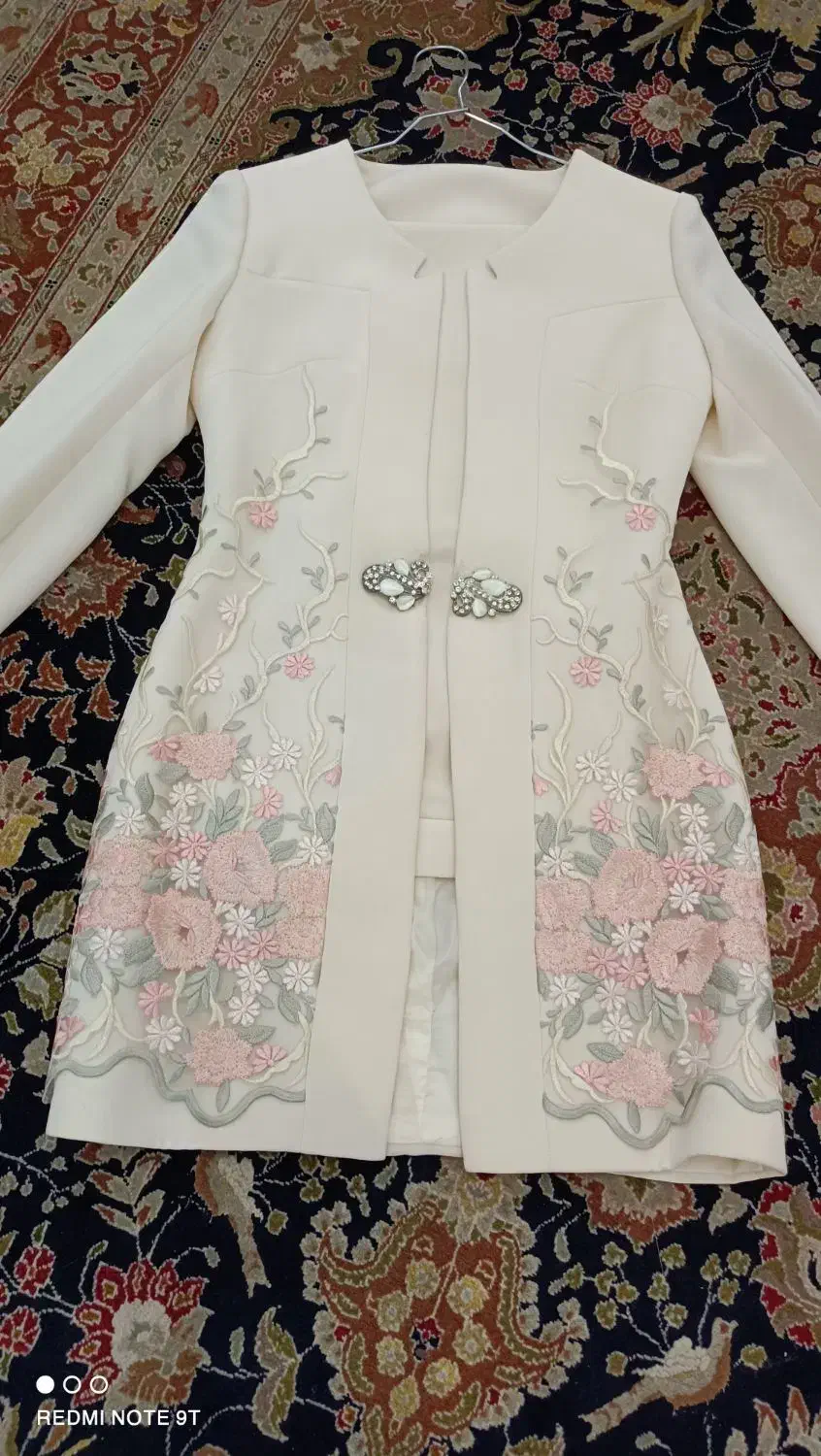 مانتو و شلوار بسیار زیبا|لباس|تهران, دروازه شمیران|دیوار