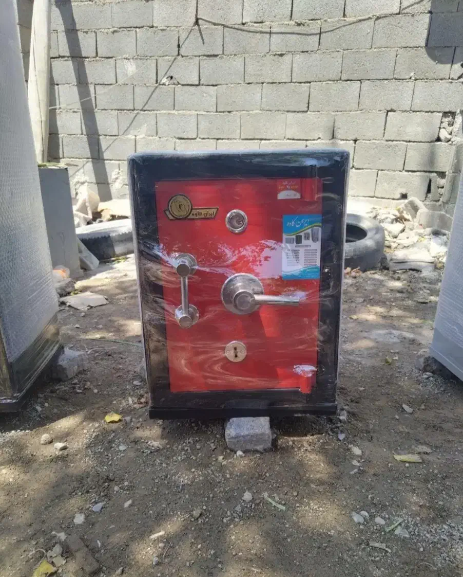 گاوصندوق ایستاده وزن ۴۵۰ درب اتوماتیک ایمن صندوق|فروشگاه و مغازه|ارومیه, |دیوار