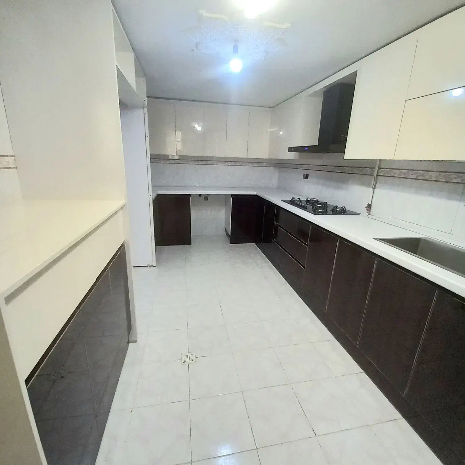 واحد بزرگ حیاط دار /عماریاسر/ تک واحدی|فروش آپارتمان|قم, شاه سید علی|دیوار