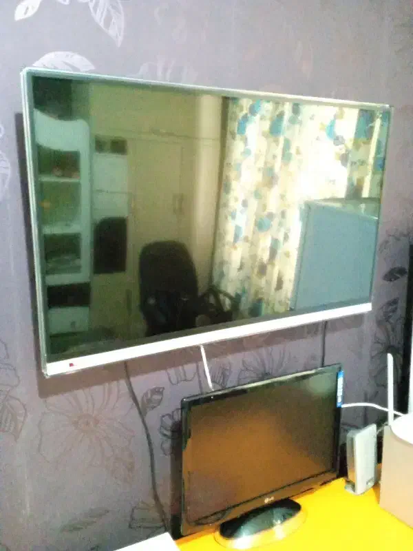 تلویزیون 42 اینچ LED اسنوا هوشمند|تلویزیون و پروژکتور|محمدیه-قزوین, |دیوار