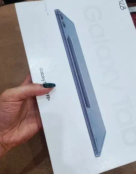 تبلت سامسونگ S9 FE PLUS آکبند 12.4 اینچی همراه قلم|تبلت|تهران, تهرانپارس جنوبی|دیوار