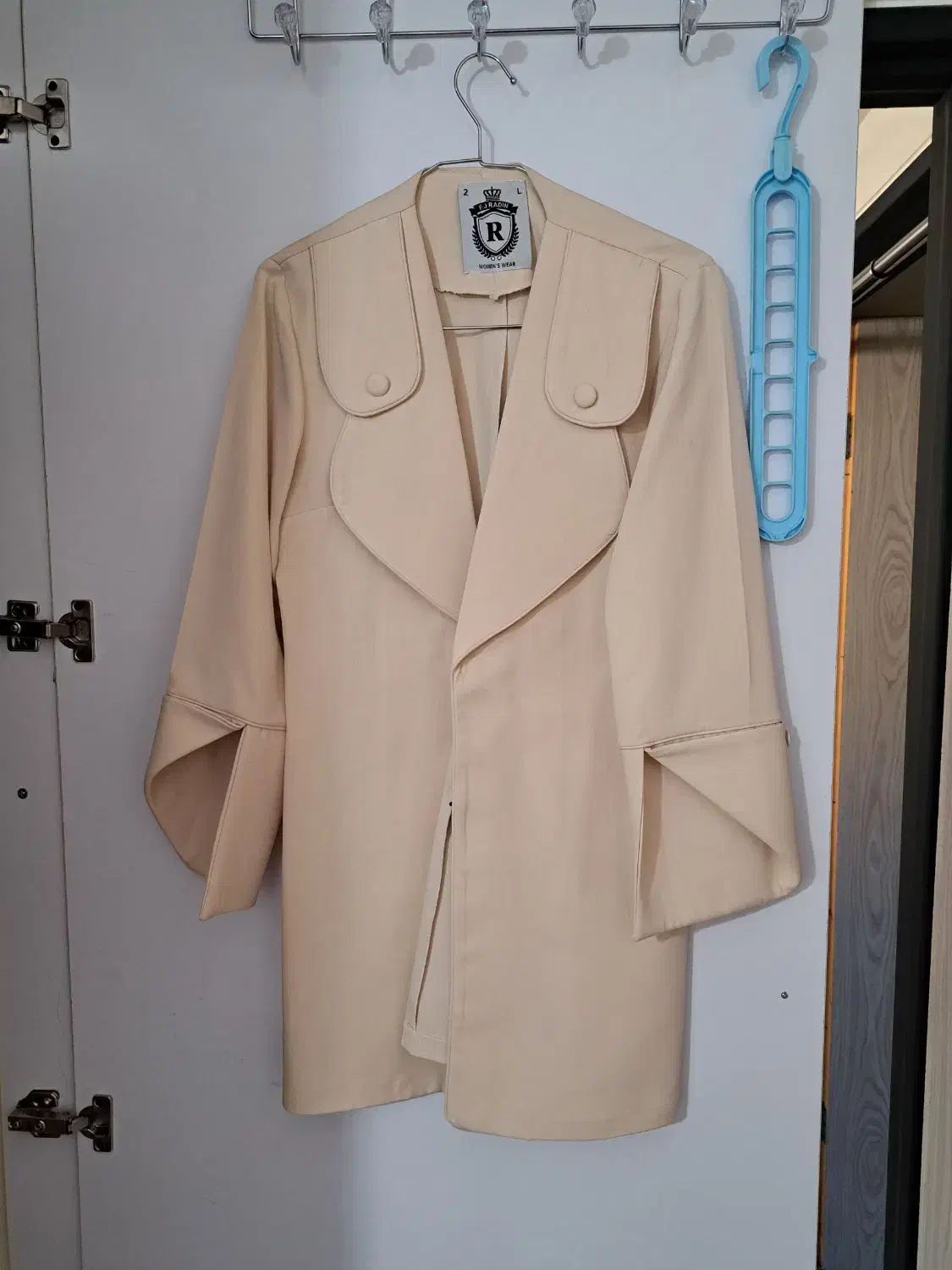 دو عدد مانتو|لباس|مشکین‌دشت, |دیوار