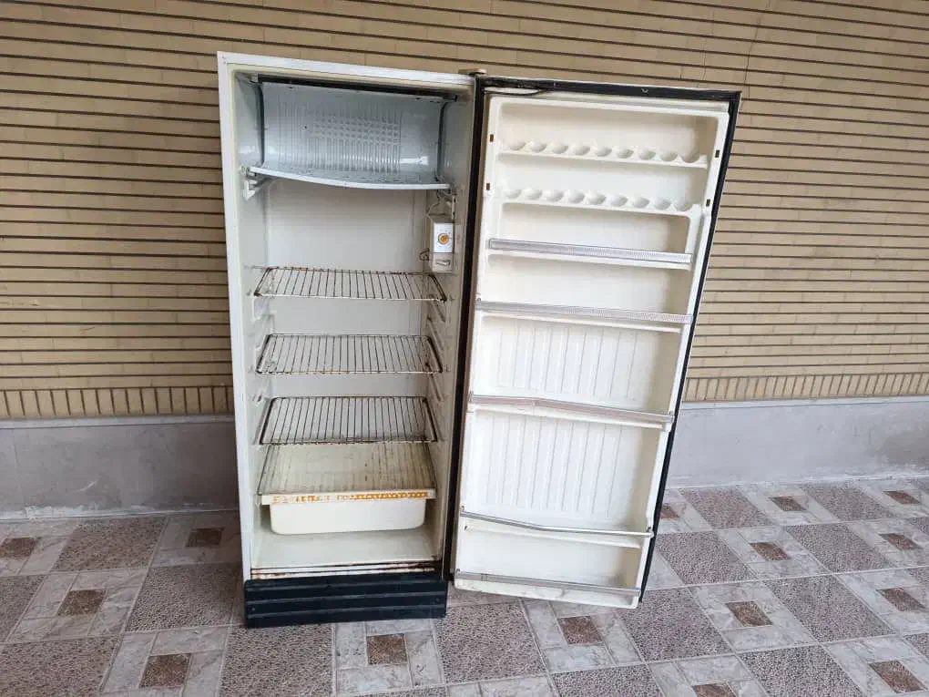 یخچال کاملا سالم|یخچال و فریزر|کازرون, |دیوار