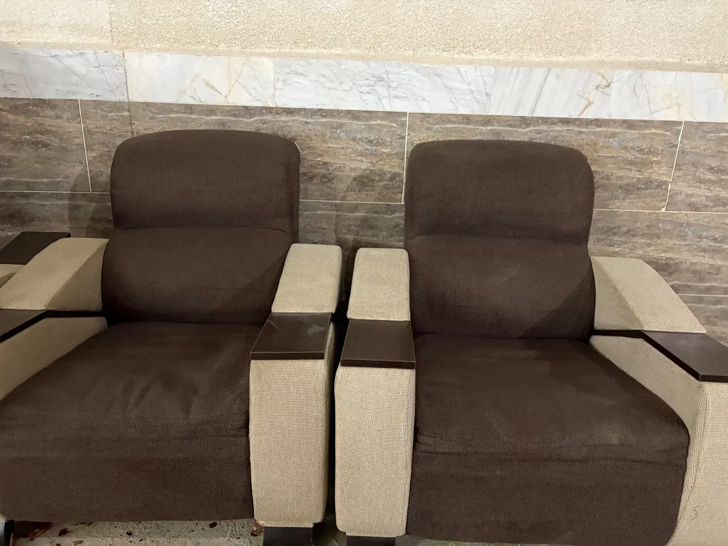 مبل خانگی ۷ نفره|مبلمان خانگی و میز عسلی|پارس‌آباد, |دیوار