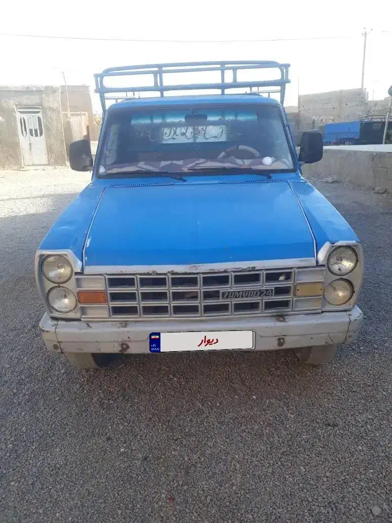 نیسان مدل 72 بسیار تمیز و مرتب ارسنجان|خودرو سواری و وانت|ارسنجان, |دیوار