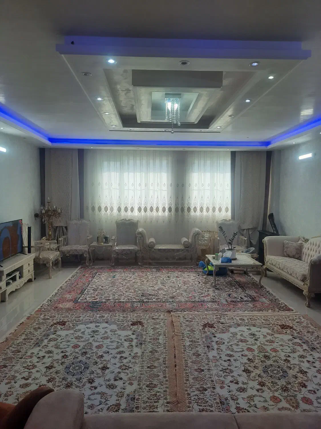 آپارتمان ۱۴۰متری/سه خواب/تک واحدی/محدوده ابن سینا|فروش آپارتمان|تربتحیدریه, آبشار|دیوار