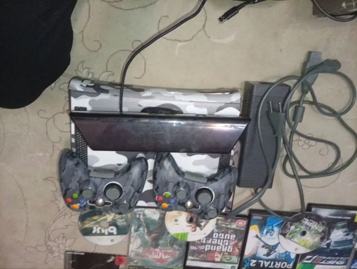 Xbox 360|کنسول، بازی ویدئویی و آنلاین|شیراز, شهرک گلدشت حافظ‎|دیوار