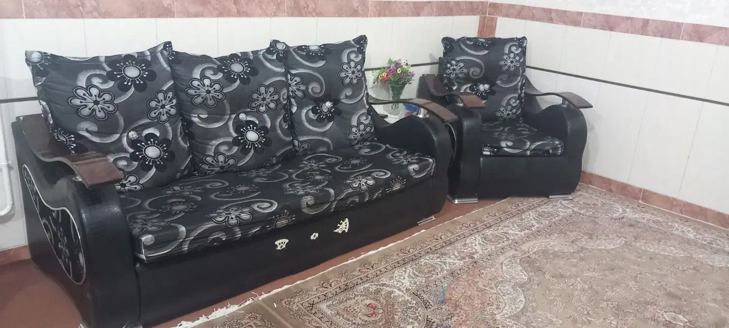 مبل راحتی ۷ نفره سالم‌|مبلمان خانگی و میز عسلی|سنقر, |دیوار