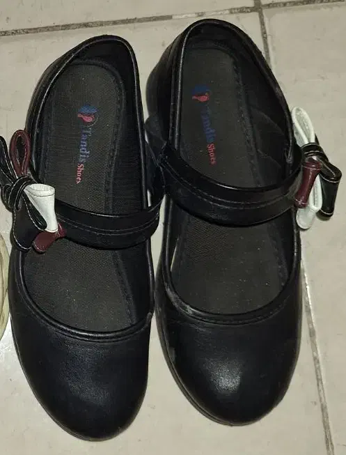 کفش مجلسی|کفش و لباس بچه|اصفهان, شیخ طوسی|دیوار