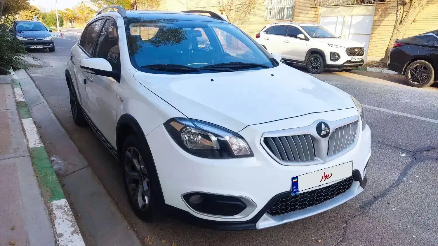 برلیانس کراس اتومات|خودرو سواری و وانت|تربت‌حیدریه, منصوریه|دیوار