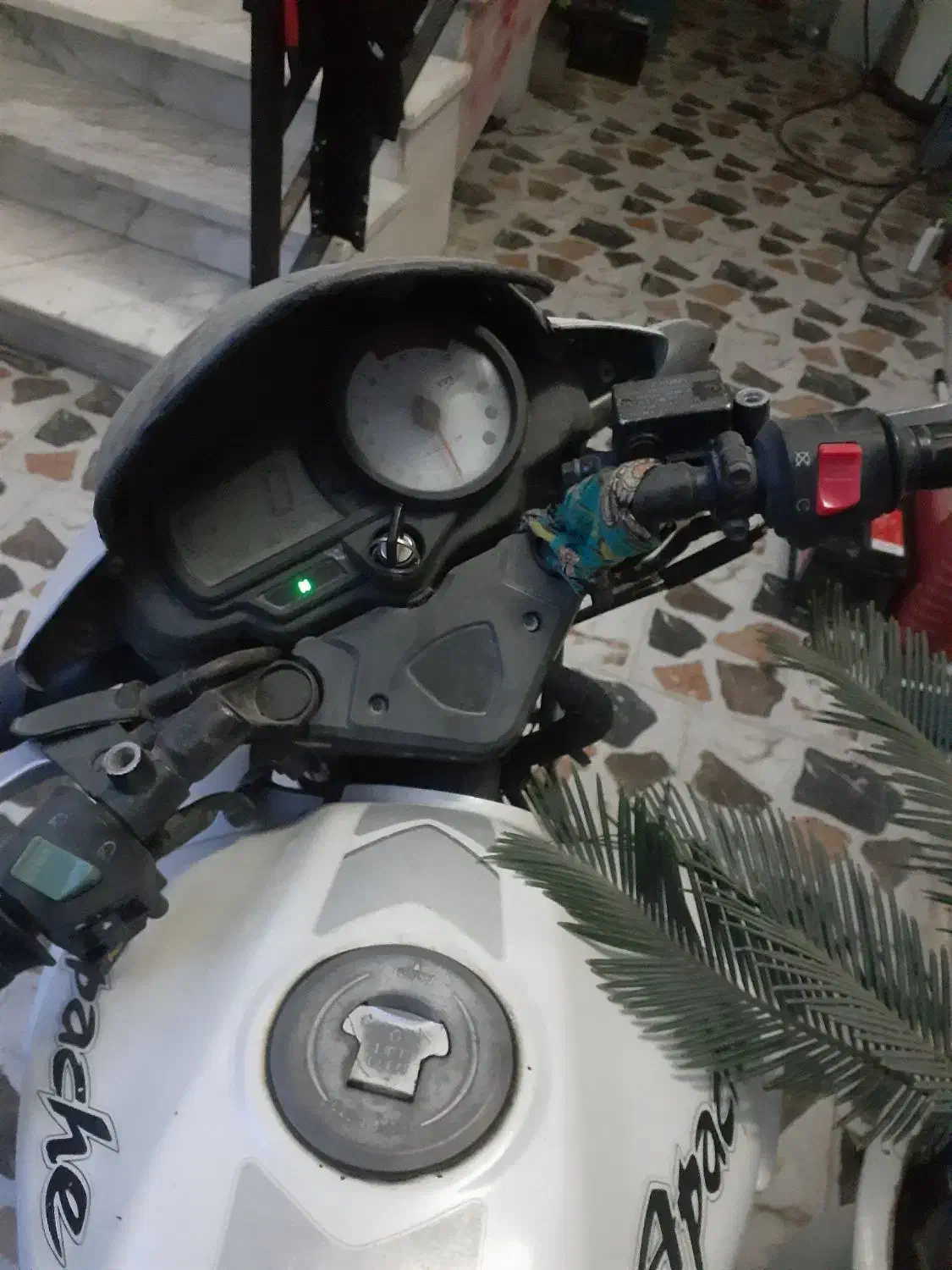 آپاچی سندار|موتورسیکلت|کردکوی, |دیوار