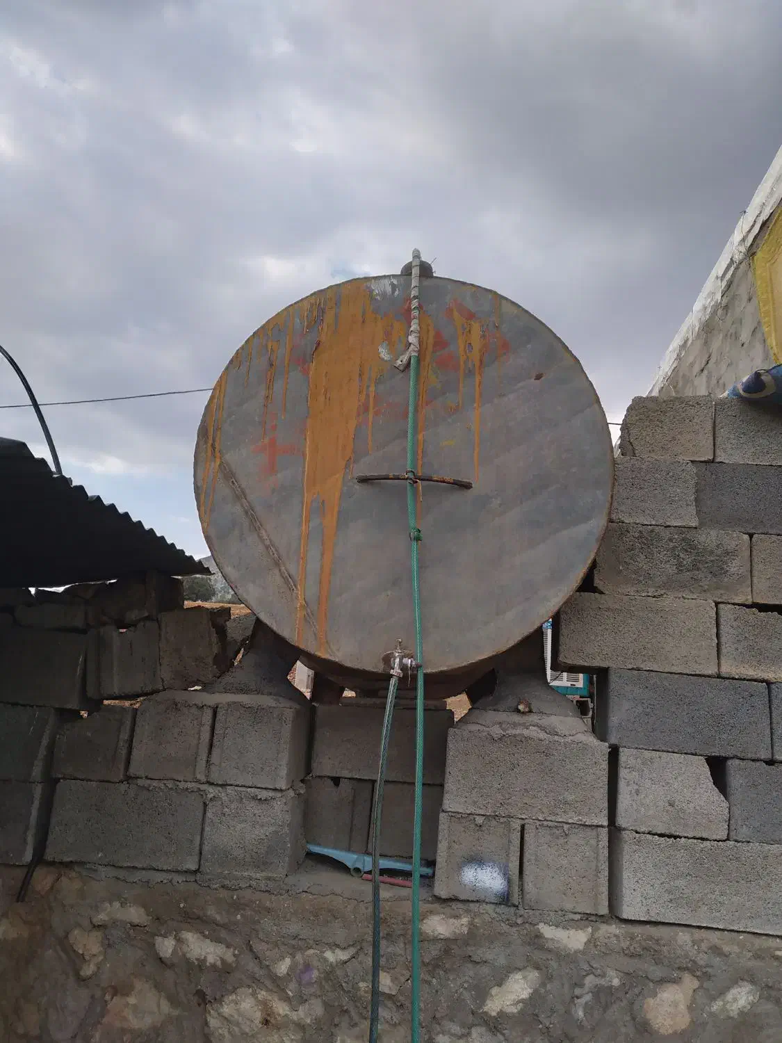 تانکر ۲ هزار لیتری|مصالح و تجهیزات ساختمان|لردگان, |دیوار