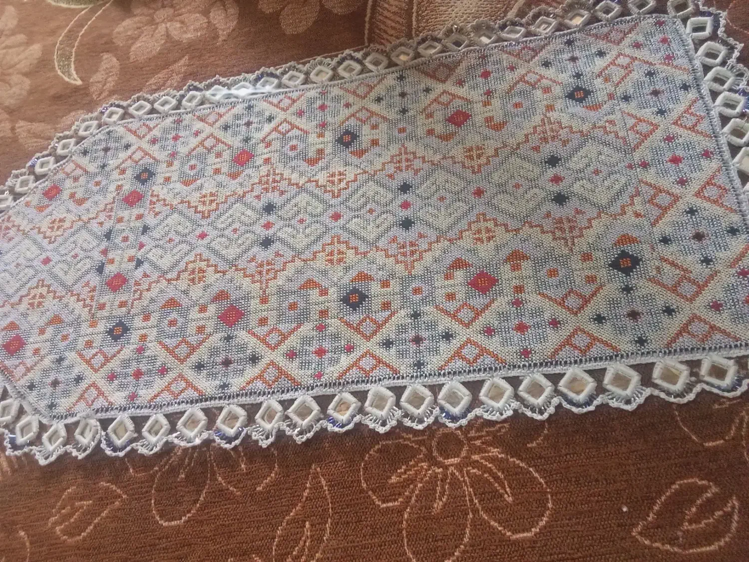 کریشی|لباس|زارچ, |دیوار