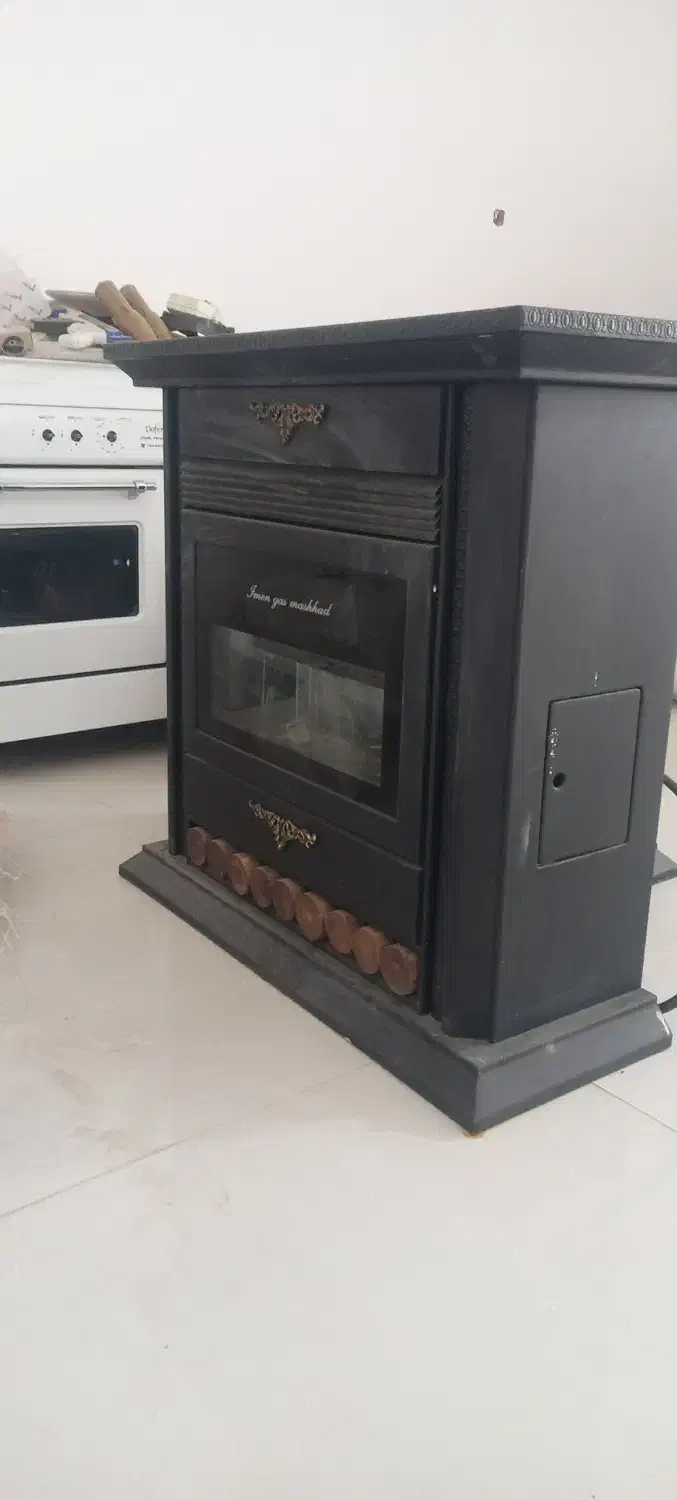 دوعدد بخاری در حد نو|بخاری، هیتر، شومینه|تربتحیدریه, یحیی آباد|دیوار