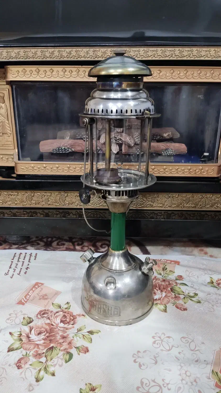 چراغ زنبوری کمر سبز|کلکسیون اشیاء عتیقه|بابلسر, |دیوار