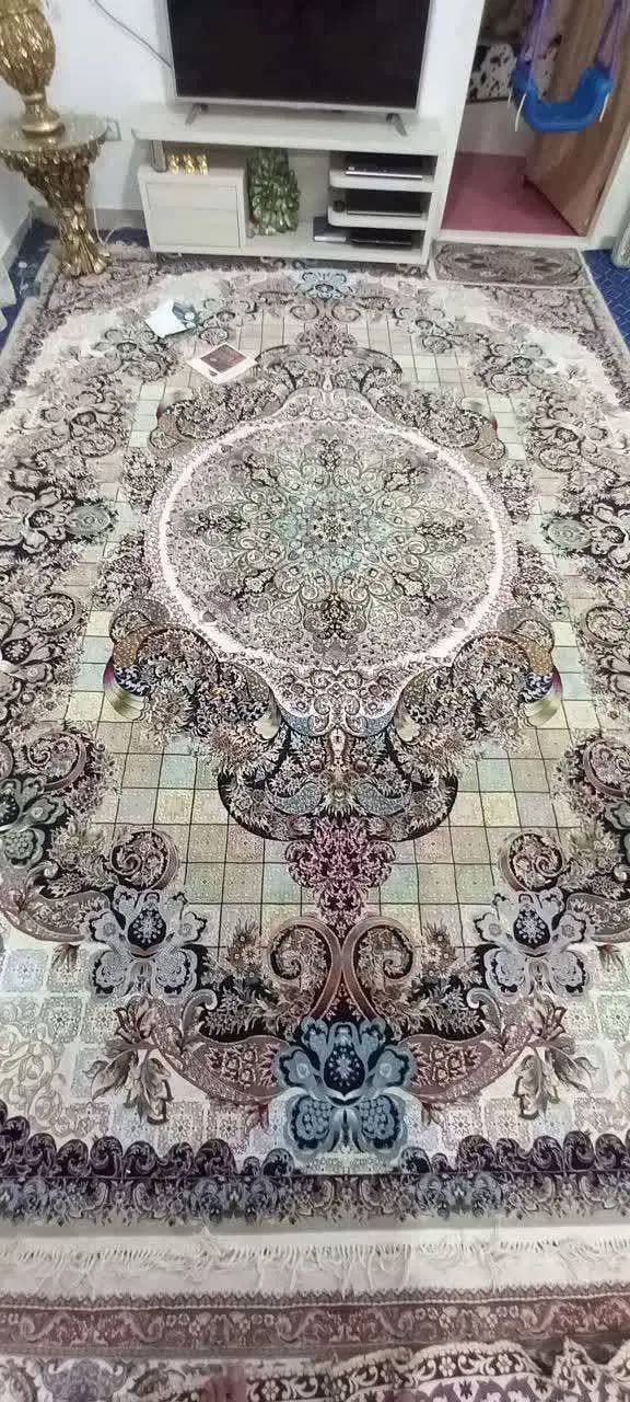 فرش در حد نو|فرش|رزن, |دیوار