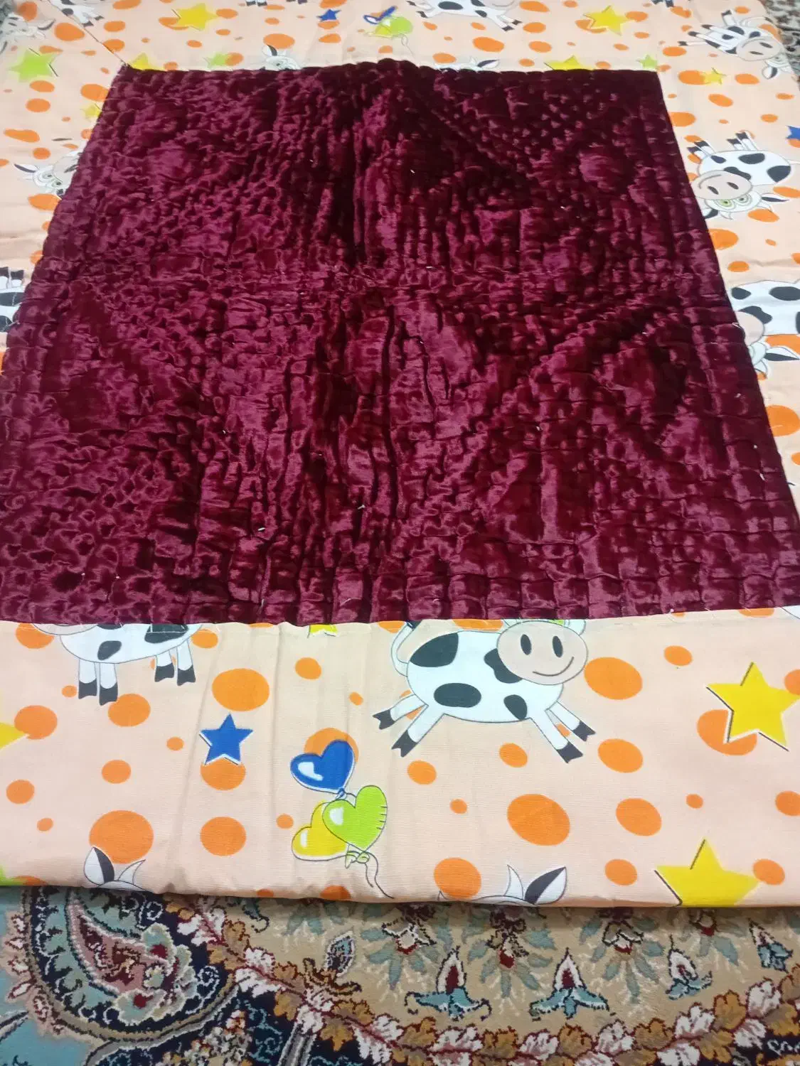 لهاف‌وتشک‌وبالشت‌‌نوزادنونو|اسباب و اثاث بچه|کاشان, درب جوشقان|دیوار