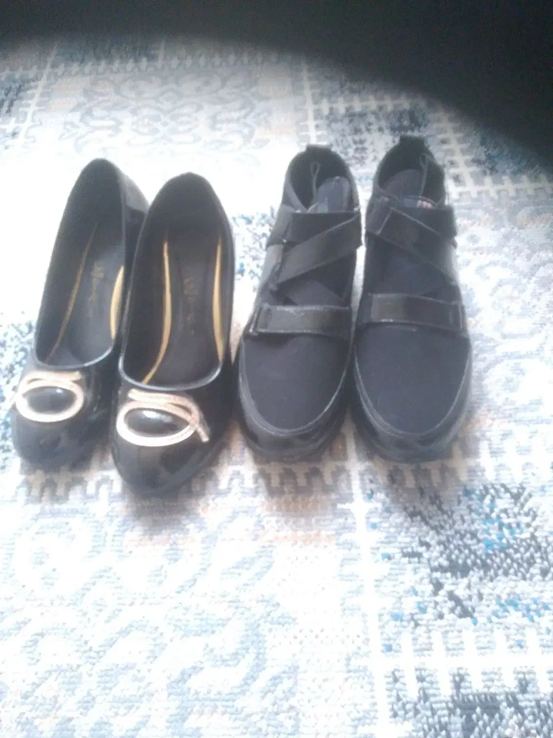 کفش مجلسی|کیف، کفش، کمربند|اسفراین, |دیوار