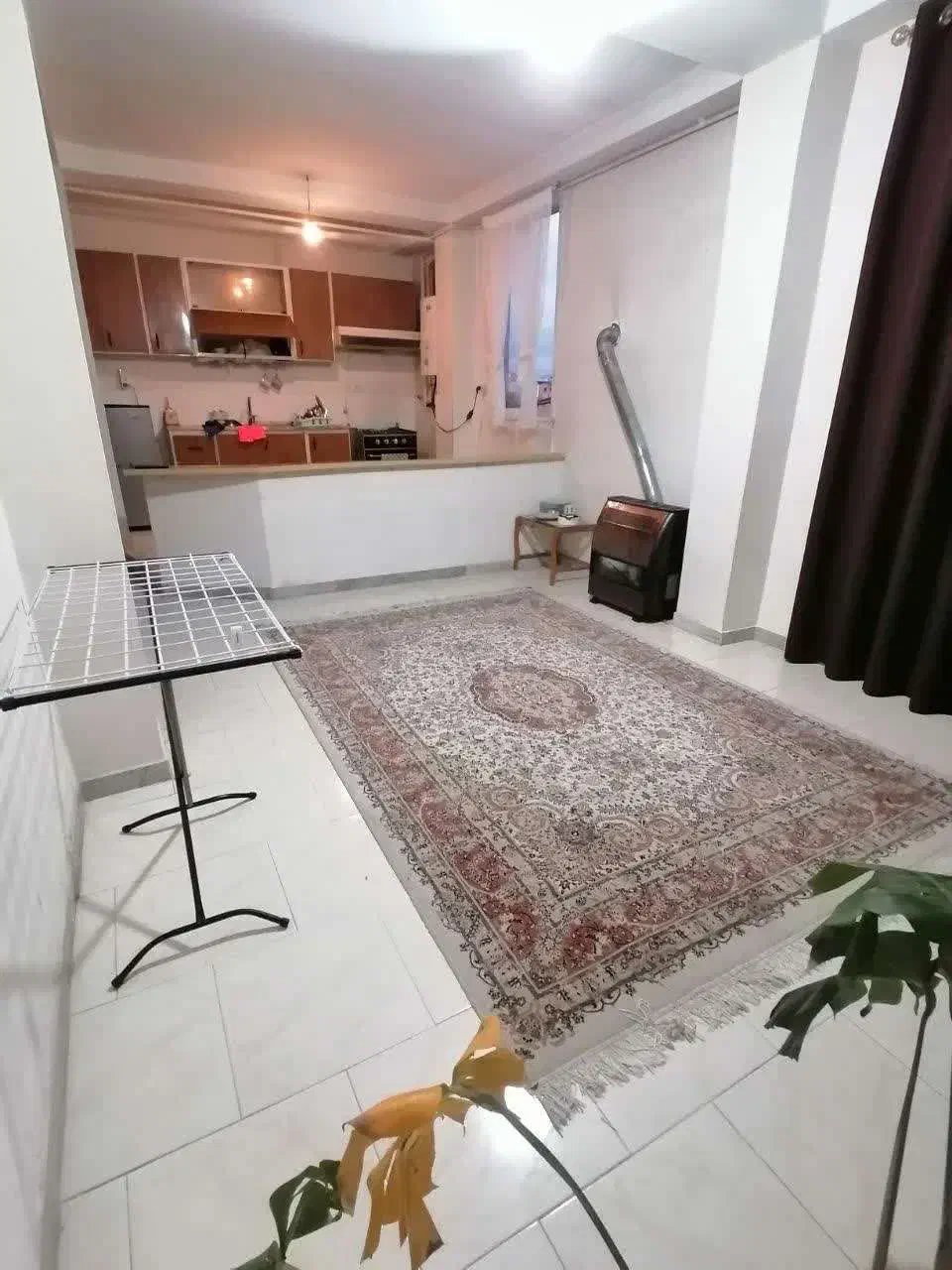 واحد ۶۵ متری مناسب دانشجویان وافراد مستقل کارمند|اجارهٔ آپارتمان|ساری, |دیوار