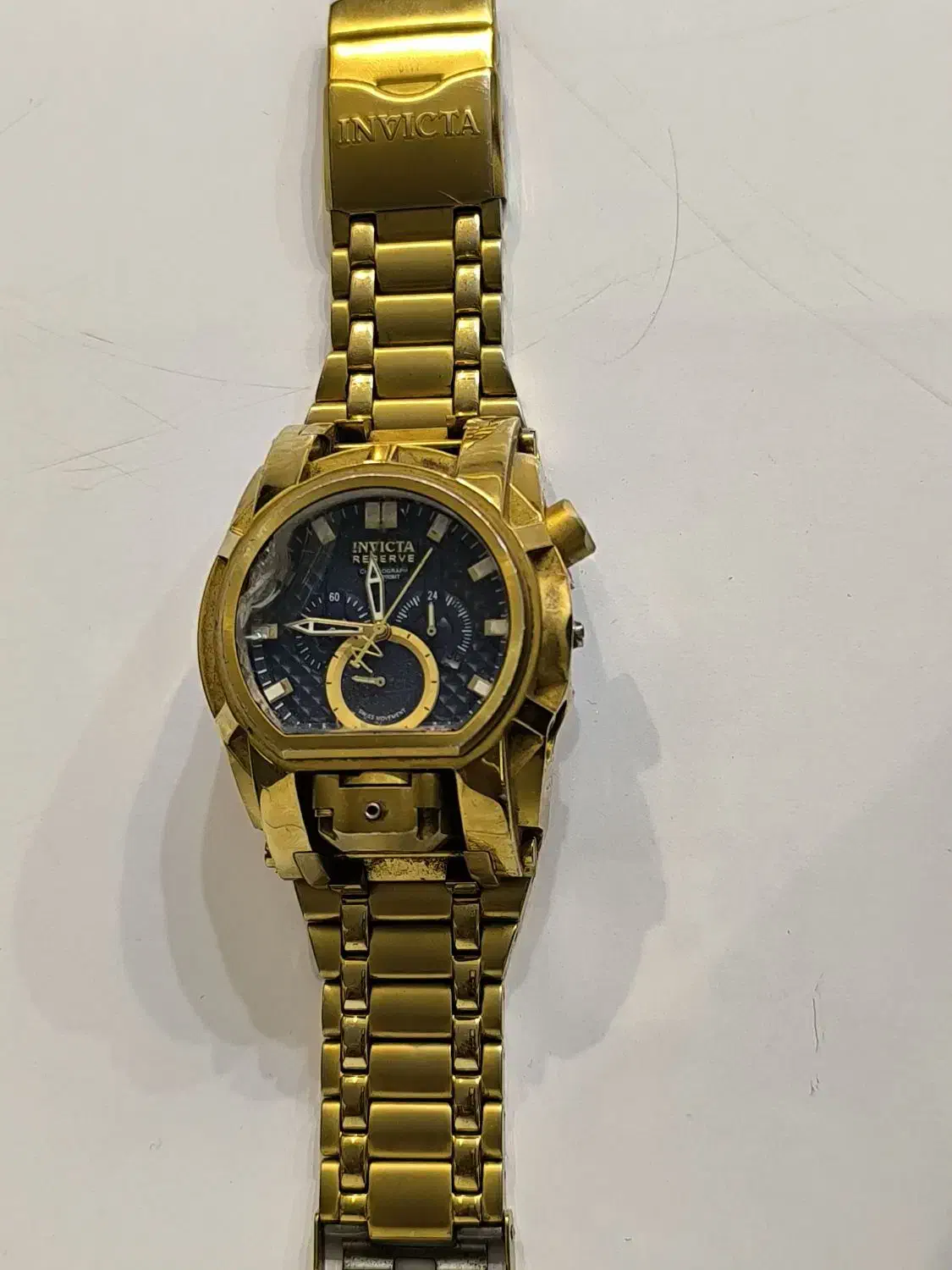 ساعت اینویکتا|ساعت|قرچک, زیبا شهر|دیوار