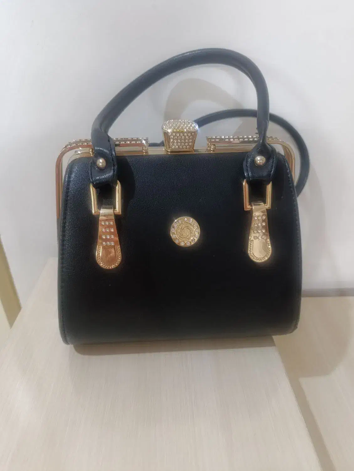 دو عدد کیف در حد نو استفاده نشده|کیف، کفش، کمربند|زنجان, |دیوار