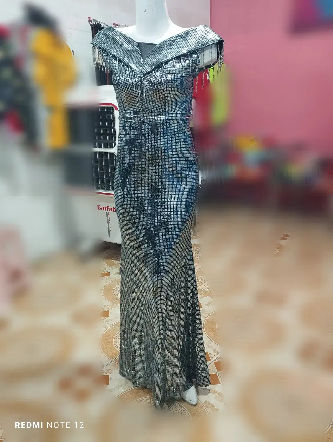 لباس مجلسی|لباس|جیرفت, |دیوار