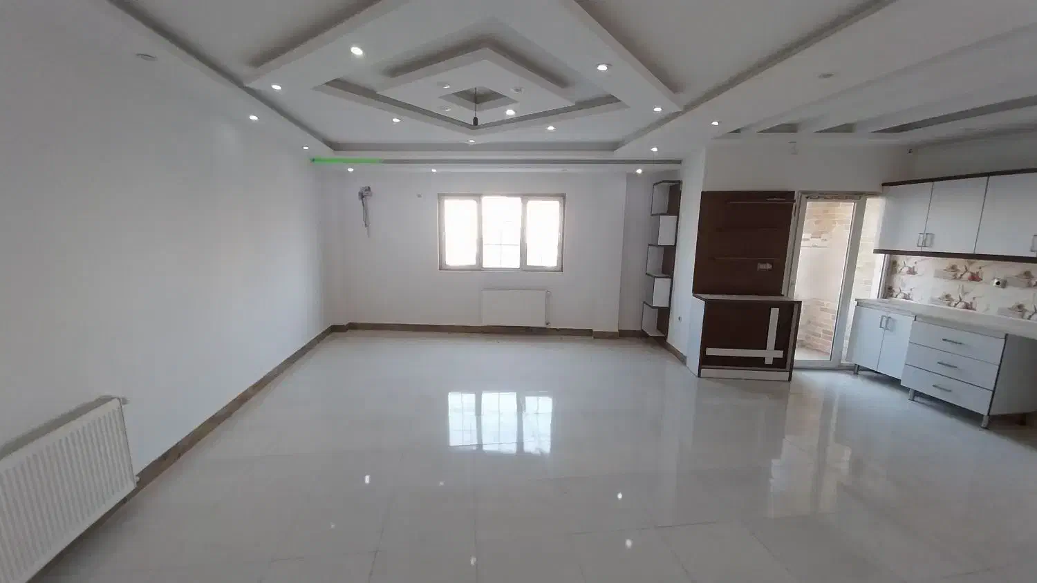 رهن واحد ۱۰۰ متری|اجارهٔ آپارتمان|رشت, گلزاران|دیوار