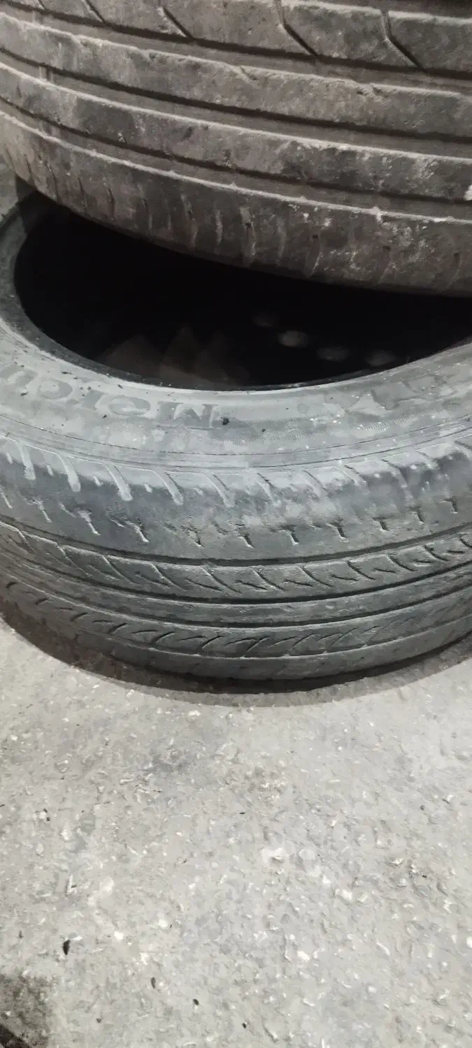 لاستیک۲۰۵ ال نود یا سمند|قطعات یدکی و لوازم جانبی|کاشان, زیارتی|دیوار