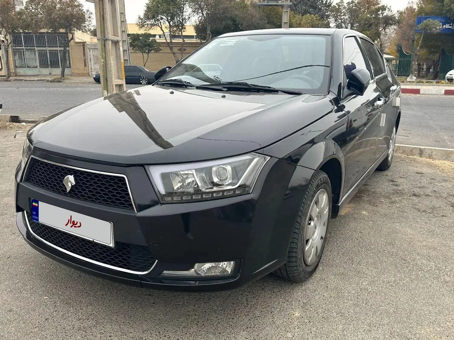 دنا پلاس مشکی|خودرو سواری و وانت|اراک, |دیوار