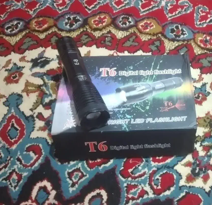 چراغ قوه شارژی|کوهنوردی و کمپینگ|رومشکان, |دیوار