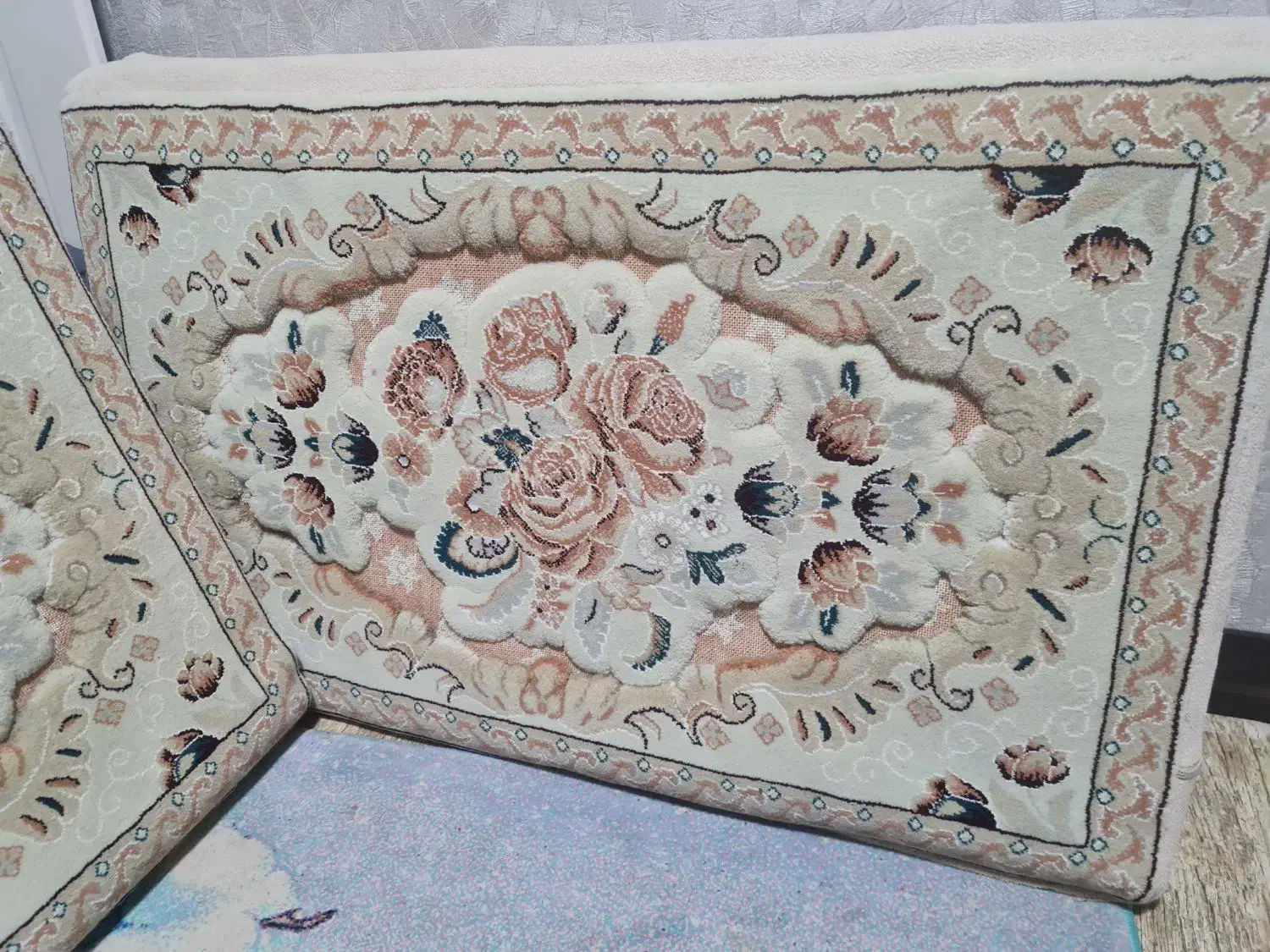 پشتی طرح فرش درحدنو|پشتی|شاهین‌شهر, خانه کارگر|دیوار