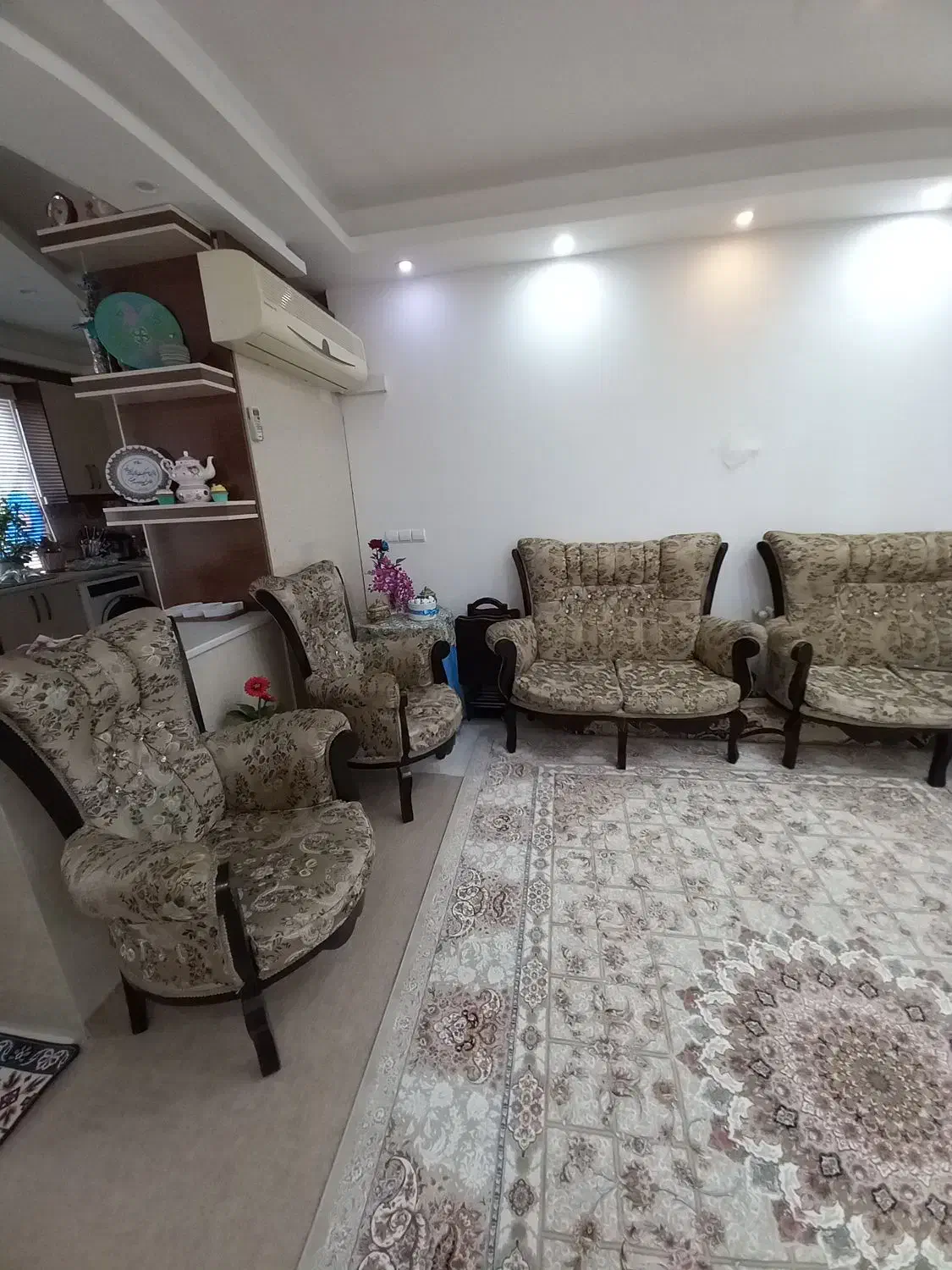 مبل ۷ نفره|مبلمان خانگی و میز عسلی|لنگرود, |دیوار